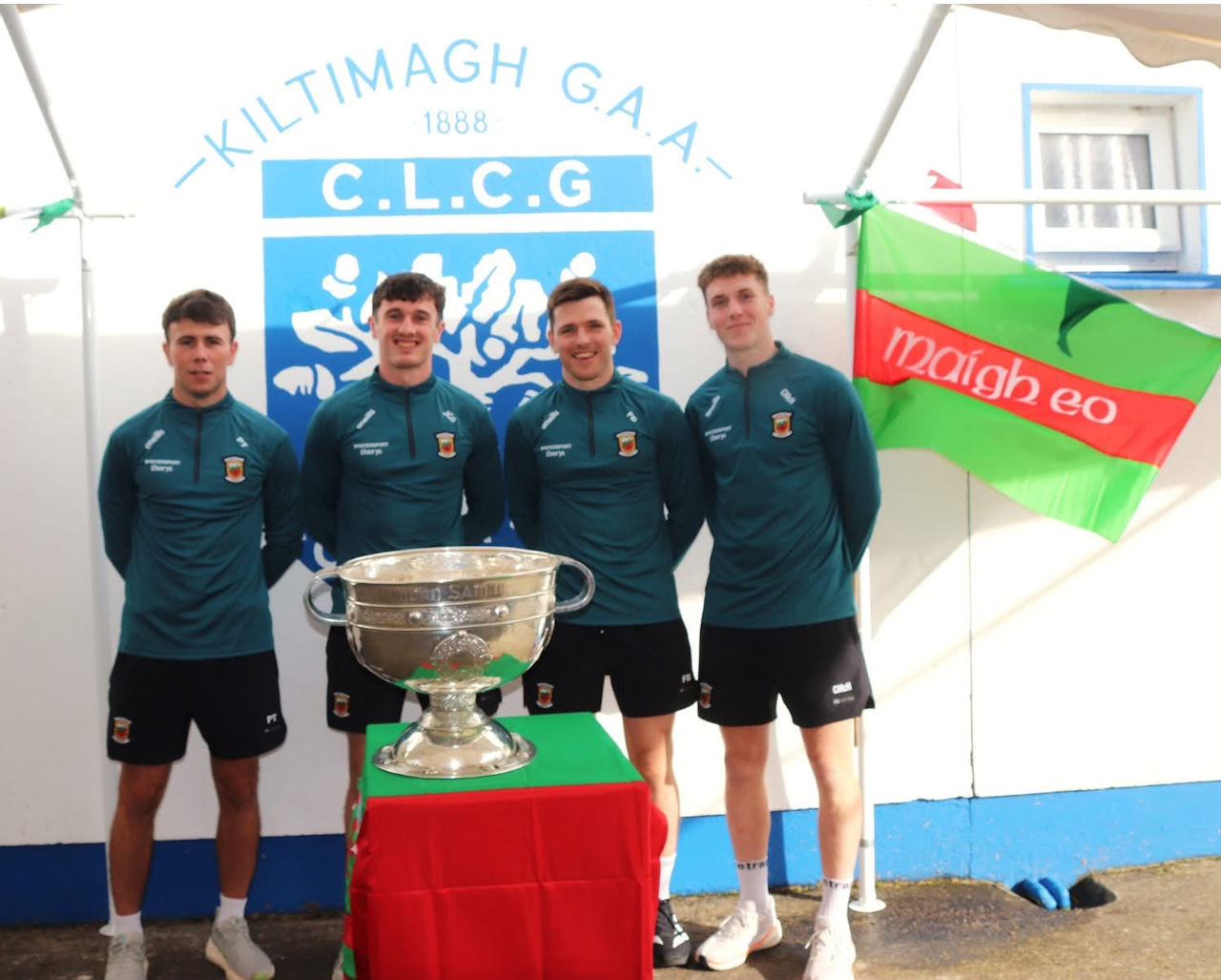 sam-maguire-visits-kiltimagh-gaa-club-14.09.26